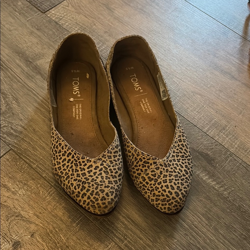 Toms Brown Flats Stylish Loafers